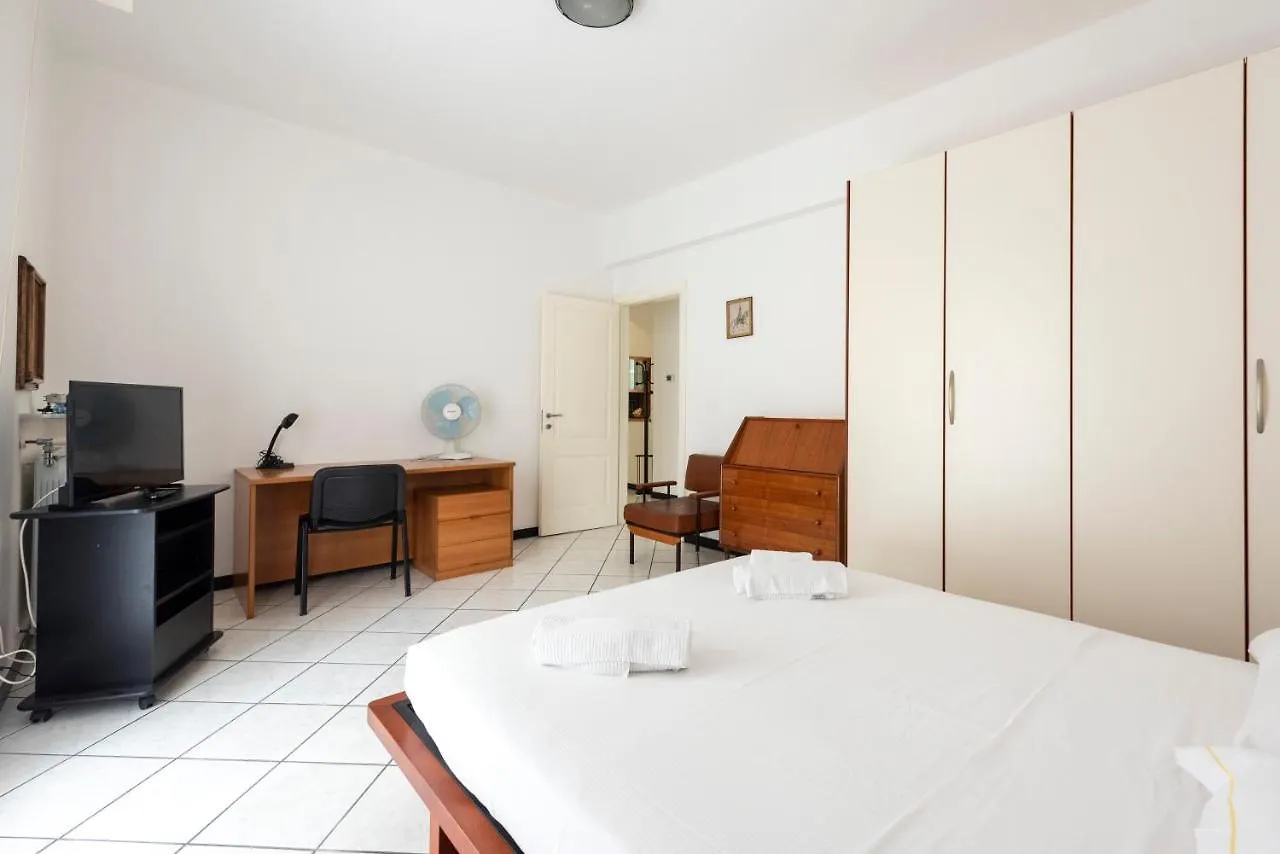 Apartment Joivy Cosy Flat With Parking In Chiavari